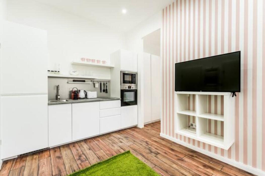 Hi-Bp Design Home Apartments In The Heart Of Budapest Bagian luar foto