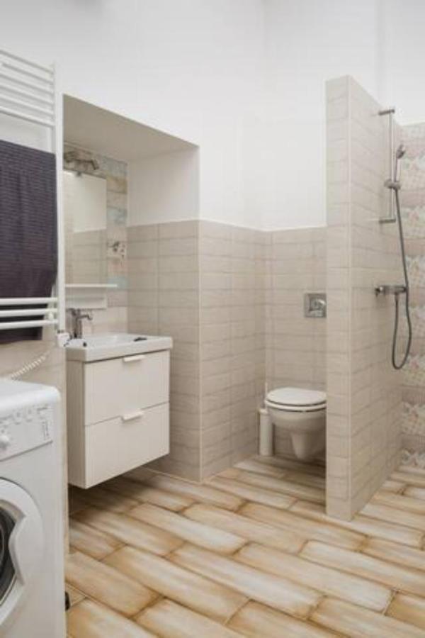Hi-Bp Design Home Apartments In The Heart Of Budapest Bagian luar foto