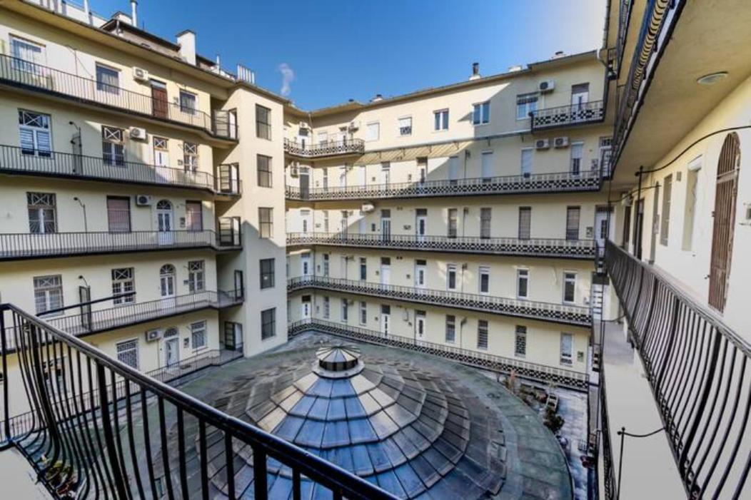 Hi-Bp Design Home Apartments In The Heart Of Budapest Bagian luar foto