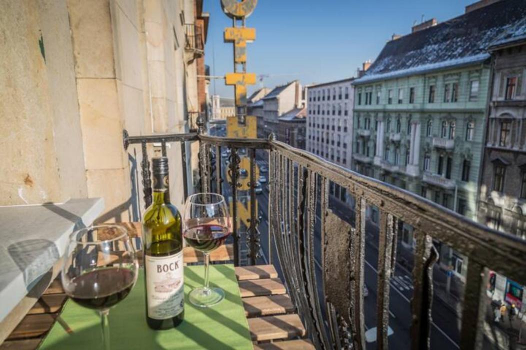 Hi-Bp Design Home Apartments In The Heart Of Budapest Bagian luar foto