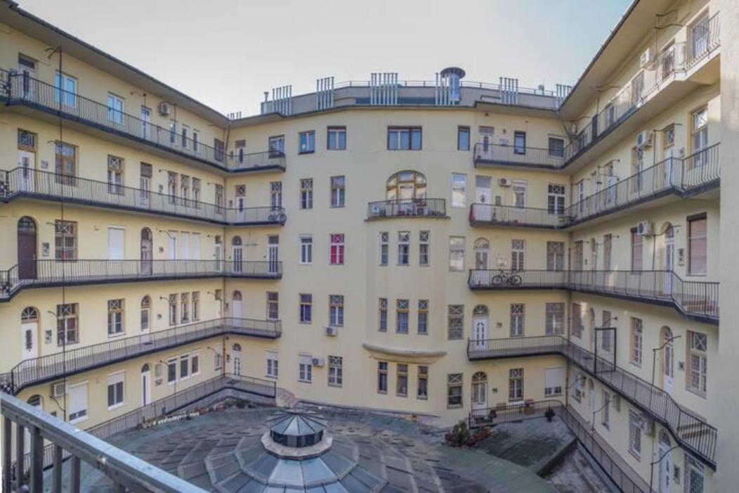 Hi-Bp Design Home Apartments In The Heart Of Budapest Bagian luar foto
