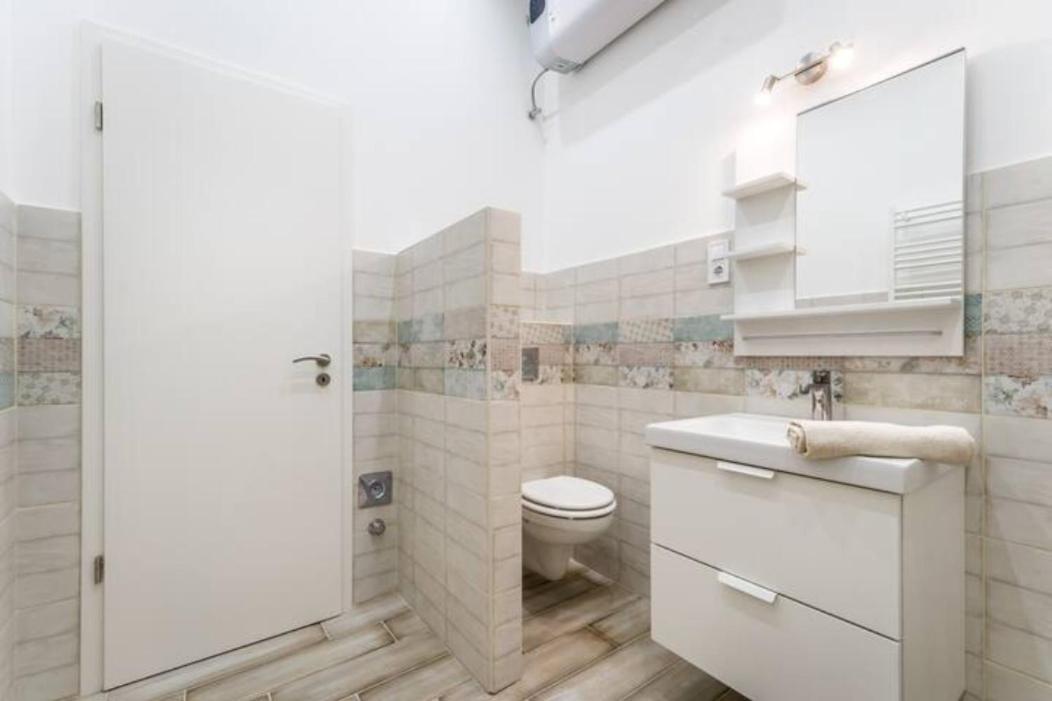 Hi-Bp Design Home Apartments In The Heart Of Budapest Bagian luar foto